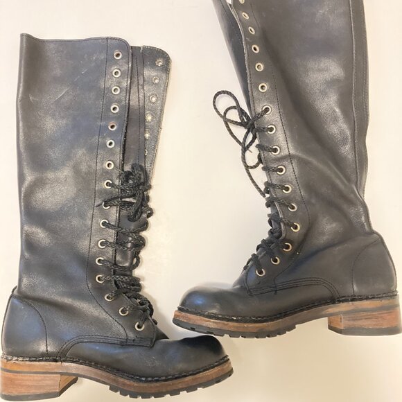 FRYE - Picture 2 of 5